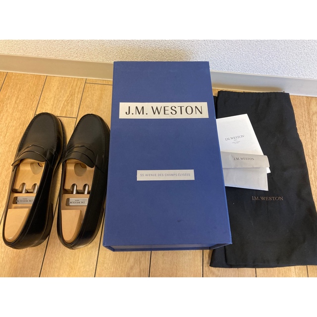 J.M. WESTON(ジェーエムウエストン)のJ.M. WESTON / 180 シグニチャーローファー ブラック メンズの靴/シューズ(ドレス/ビジネス)の商品写真