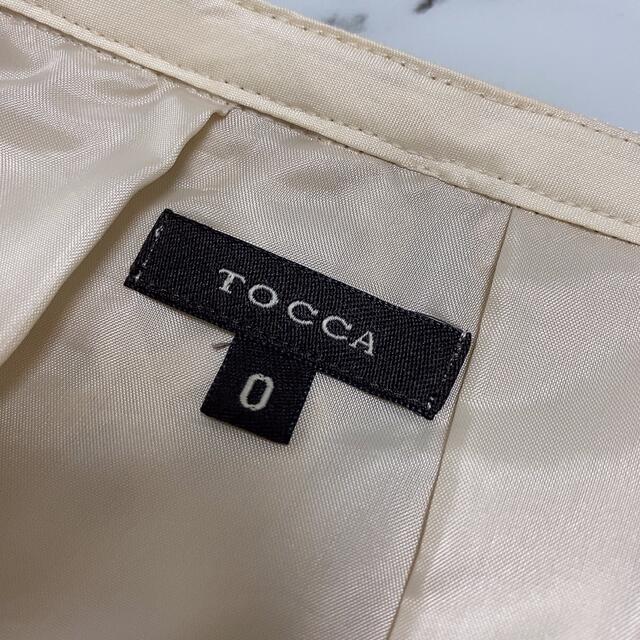 TOCCA(トッカ)の【値下げ！ほぼ新品】TOCCA 7号(Sサイズ) ベージュ　膝丈　スカート レディースのスカート(ひざ丈スカート)の商品写真