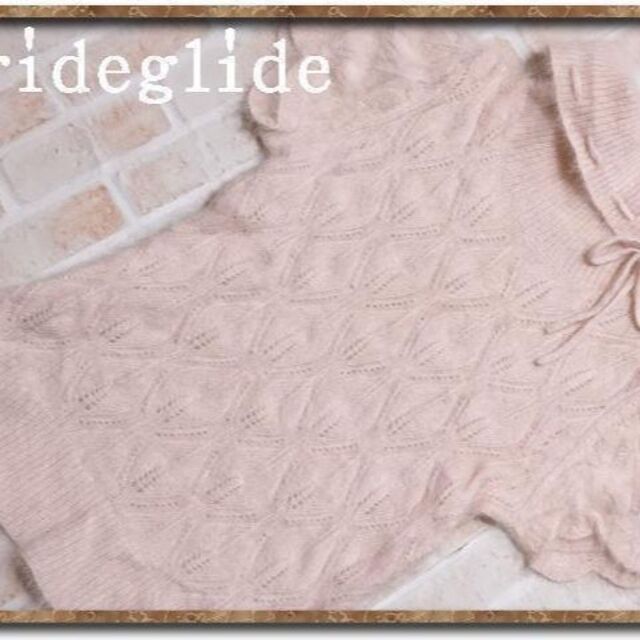 prideglide(プライドグライド)のプライドグライド　リボン付きアンゴラタートルニット　薄ピンク レディースのトップス(ニット/セーター)の商品写真