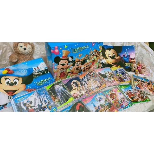 Disney(ディズニー)のディズニー30周年記念 CD12枚 BOX 記念品付き エンタメ/ホビーのおもちゃ/ぬいぐるみ(キャラクターグッズ)の商品写真