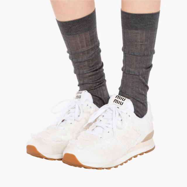 国内初の直営店 miumiu - 新品 miumiu×New balance 37.5サイズ