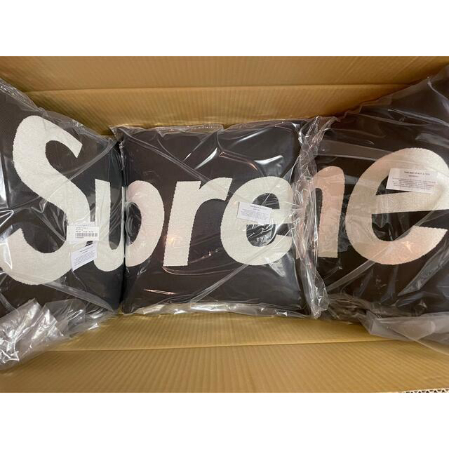 Supreme(シュプリーム)のSupreme Jules Pansu Pillows (Set of 3) インテリア/住まい/日用品のインテリア/住まい/日用品 その他(その他)の商品写真