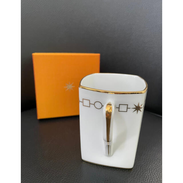 BVLGARI(ブルガリ)の新品＊未使用　BVLGARI  マグカップ　 インテリア/住まい/日用品のキッチン/食器(食器)の商品写真