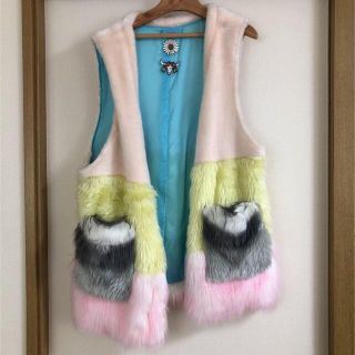 アッシュペーフランス(H.P.FRANCE)のPono'i ポノイー　eco fur gilet(ベスト/ジレ)