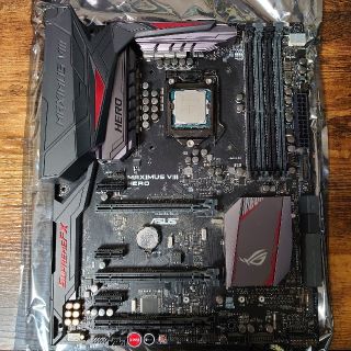 エイスース(ASUS)のIntel Core i7 7700k とMAXIMUS VIII HERO(PCパーツ)