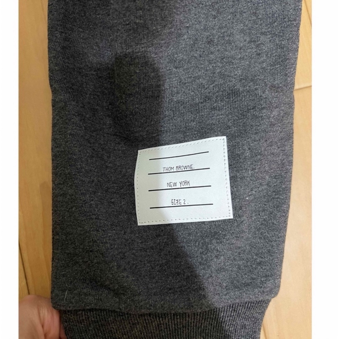 THOM BROWNE - THOM BROWNE. トムブラウン スウェット パンツ THOM BROWNE - THOM BROWNE. トムブラウン スウェット パンツ