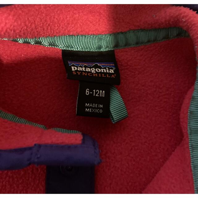 patagonia(パタゴニア)のパタゴニア　ベビーシンチラスナップT キッズ/ベビー/マタニティのベビー服(~85cm)(ジャケット/コート)の商品写真