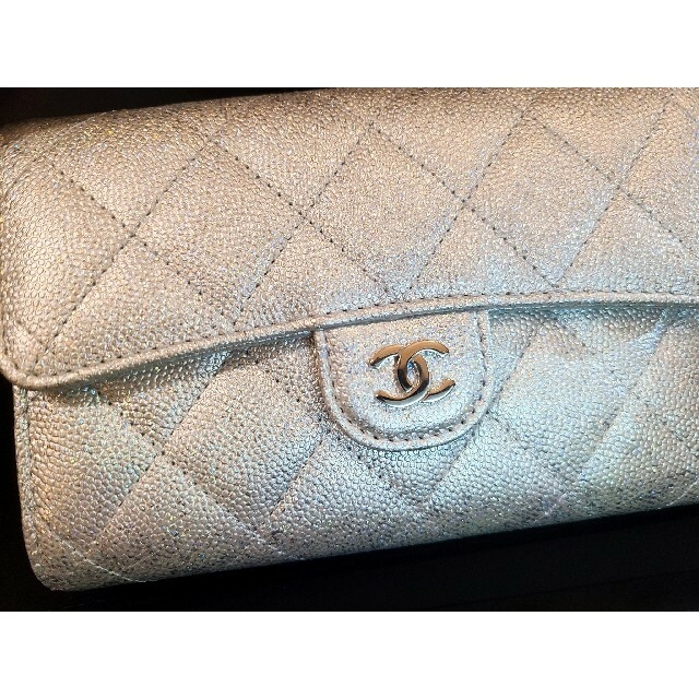 在庫有】 CHANEL - CHANEL シャネル 財布 新品 ラメ入りシルバー 財布