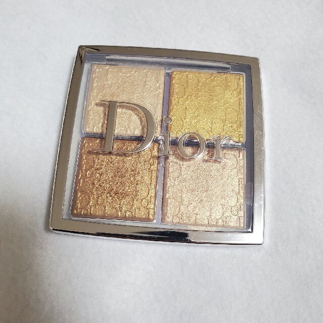 Dior(ディオール)のdior コスメ/美容のベースメイク/化粧品(チーク)の商品写真