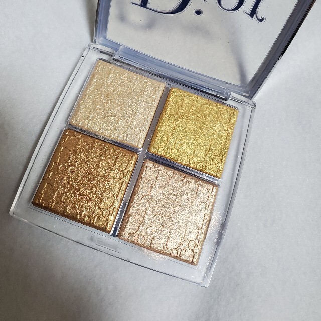 Dior(ディオール)のdior コスメ/美容のベースメイク/化粧品(チーク)の商品写真