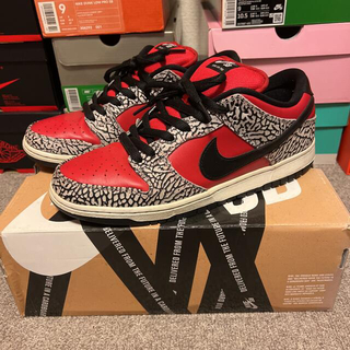 Supreme Nike Dunk SB Low Red Cement 27.0