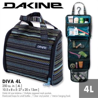 ダカイン(Dakine)の美品　ダカイン　多機能トラベルポーチ　フック付き(ポーチ)