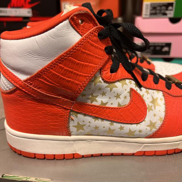 NIKE(ナイキ)のNIKE  DUNK HIGH PRO SB SUPREME / オレンジ メンズの靴/シューズ(スニーカー)の商品写真