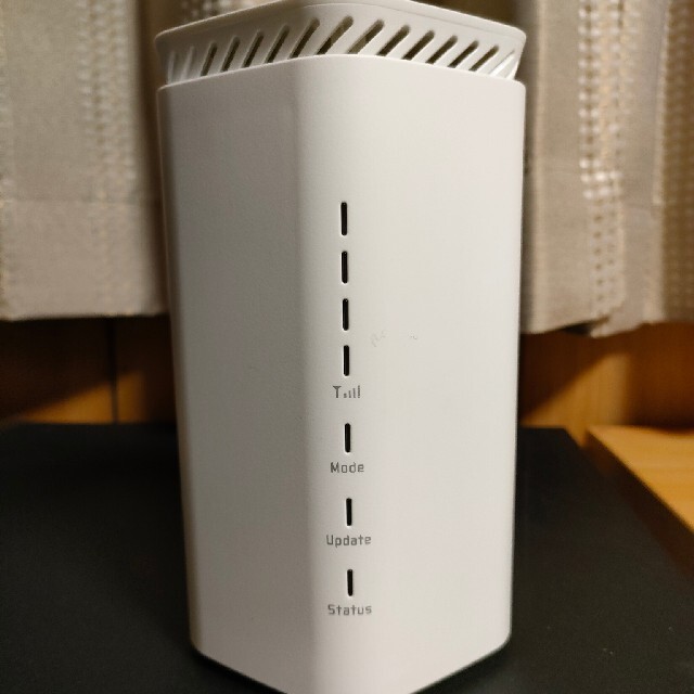 NEC(エヌイーシー)のSpeed Wi-Fi HOME 5G L12 ホワイト スマホ/家電/カメラのスマホ/家電/カメラ その他(その他)の商品写真