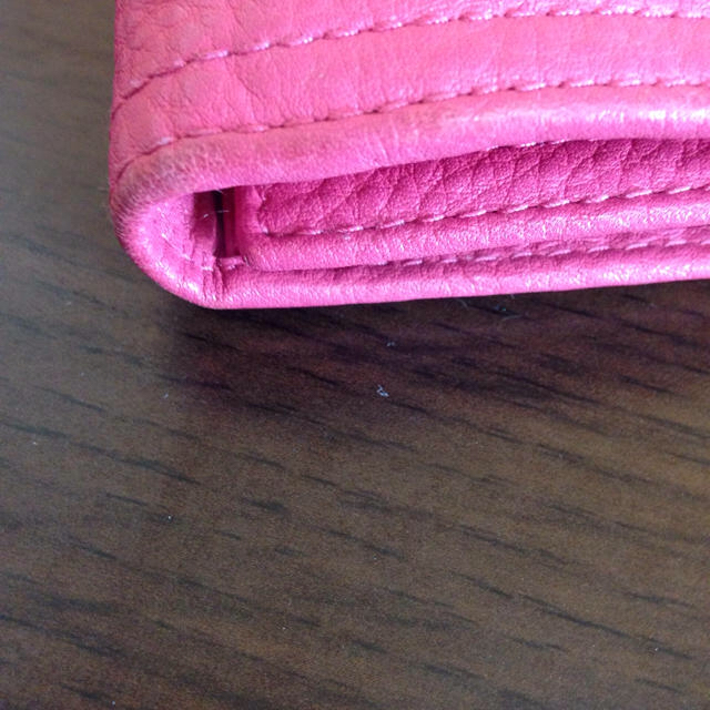PRADA(プラダ)のプラダ 財布 ピンク レディースのファッション小物(財布)の商品写真