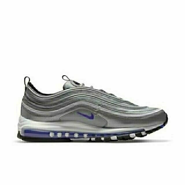 NIKE(ナイキ)の正規品新品タグ付NIKE AIRMAX97シルバーエアマックス97 US8.5 メンズの靴/シューズ(スニーカー)の商品写真