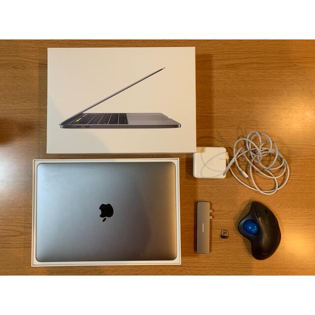 MacBook Pro 13-inch 2018モデル　ankerハブ&マウス付