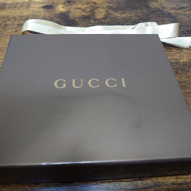 Gucci(グッチ)の♡【GUCCI】グッチ ピンクのハート型コインケース キャンバス地 レディースのファッション小物(コインケース)の商品写真