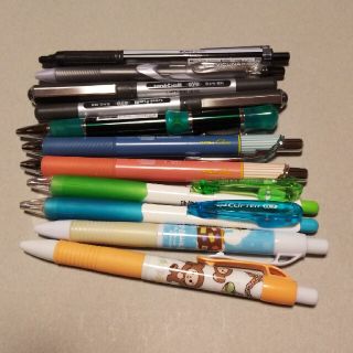 ぺんてる - ボールペン まとめ売り バラ売り不可の通販 by ちゃっぺ's