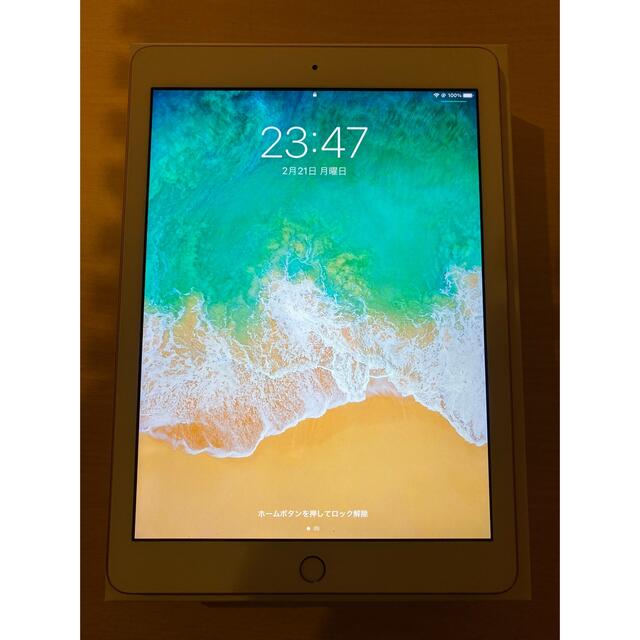PC/タブレットApple iPad 第6世代 Wi-Fi 32GB【美品】