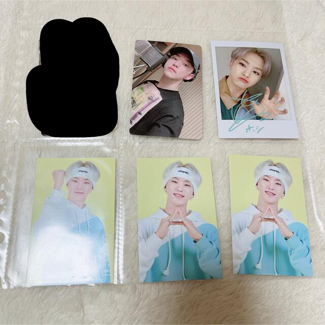 驚きの価格が実現 seventeen CARATLAND フォカードセットまとめ売り