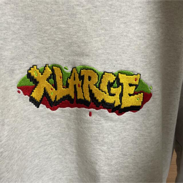 XLARGE(エクストララージ)のGRAFFITI EMBROIDERY CREWNECK SWEAT メンズのトップス(スウェット)の商品写真