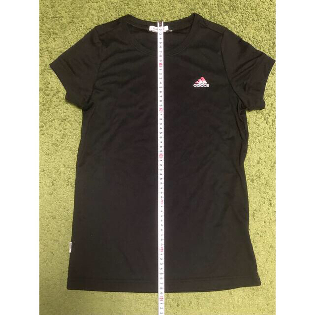 adidas(アディダス)のadidas アディダス　半袖Tシャツ　キッズ150サイズ キッズ/ベビー/マタニティのキッズ服女の子用(90cm~)(Tシャツ/カットソー)の商品写真