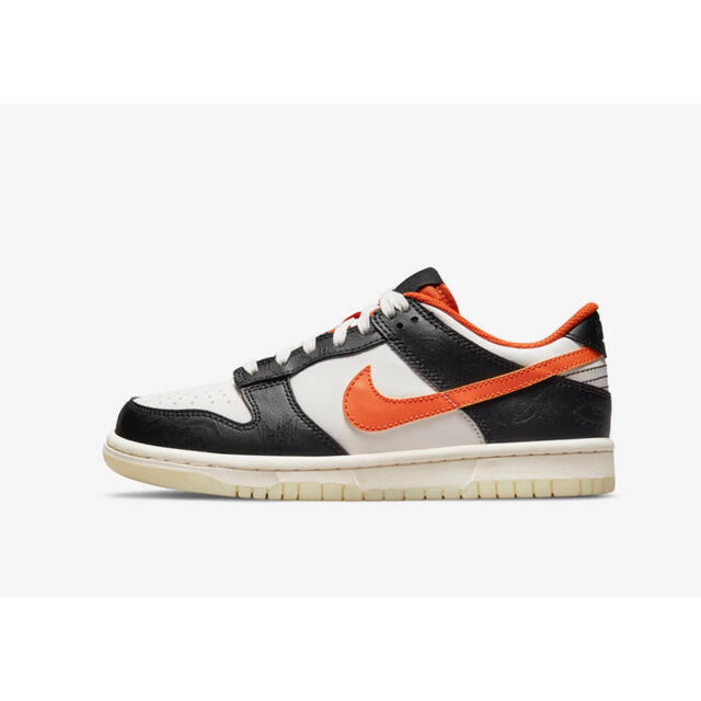 NIKE(ナイキ)のNike GS Dunk Low PRM "Halloween"(2021) レディースの靴/シューズ(スニーカー)の商品写真