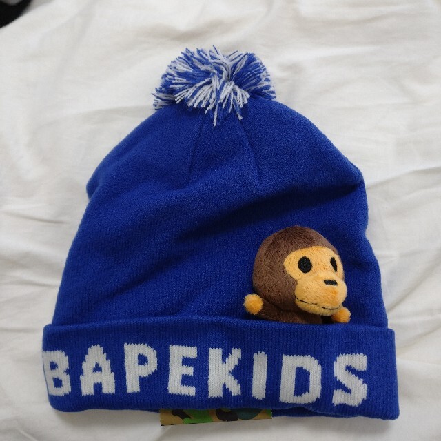 A BATHING APE(アベイシングエイプ)のBAPE KIDS BABY MILO PLUSH DOLL KNIT CAP キッズ/ベビー/マタニティのこども用ファッション小物(帽子)の商品写真