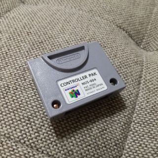 ニンテンドウ64(NINTENDO 64)のニンテンドー64　コントローラーパック(家庭用ゲーム機本体)