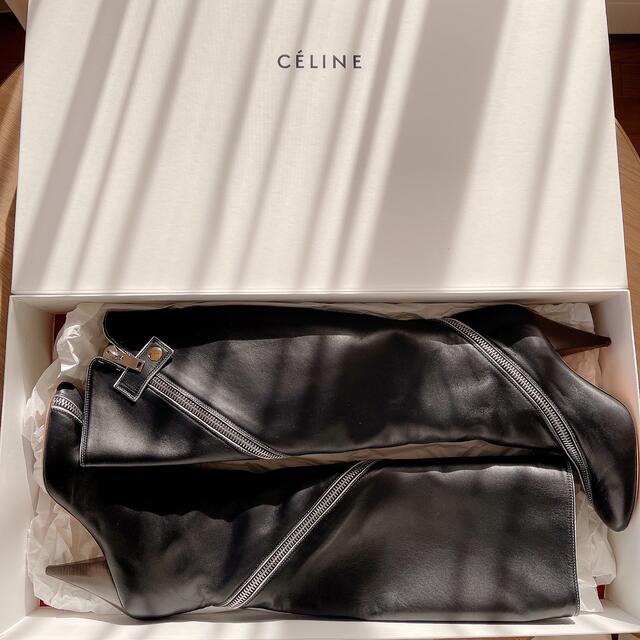 celine(セリーヌ)のceline ブーツ フィービー 37.5 シューズ レディースの靴/シューズ(ブーツ)の商品写真