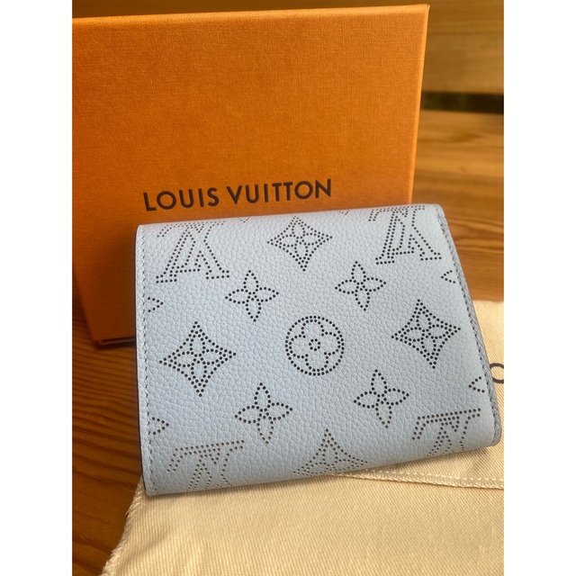 LOUIS VUITTON 財布