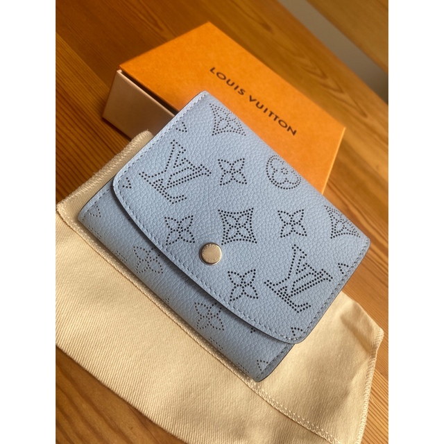 LOUIS VUITTON 財布