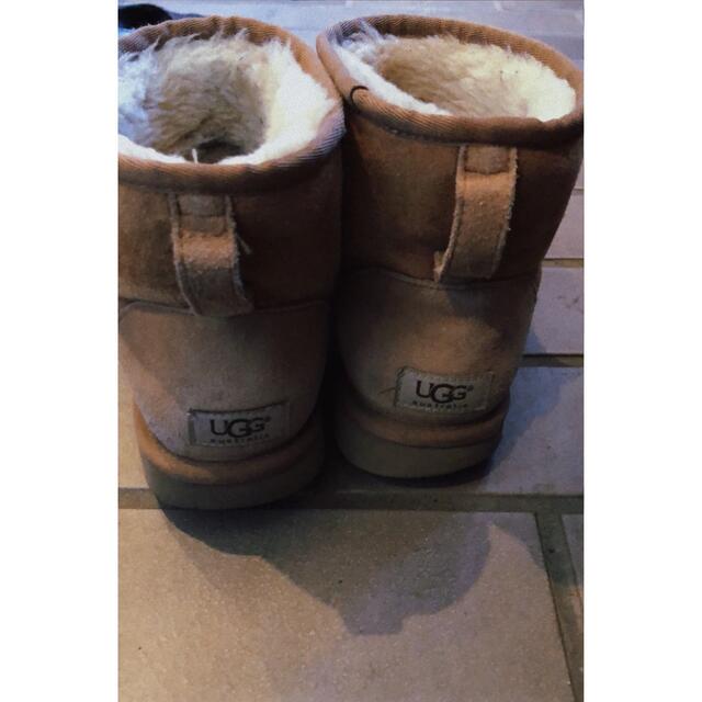 UGG(アグ)の●UGG●ショートブーツ●送料込●ムートンブーツ●大人気●完売モデル メンズの靴/シューズ(ブーツ)の商品写真