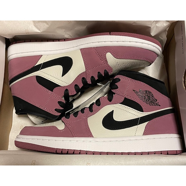 NIKE(ナイキ)のNike WMNS Air Jordan 1 Mid "Berry Pink" メンズの靴/シューズ(スニーカー)の商品写真