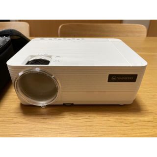 エプソン(EPSON)のプロジェクター VANKYO （一回だけ使用）(プロジェクター)