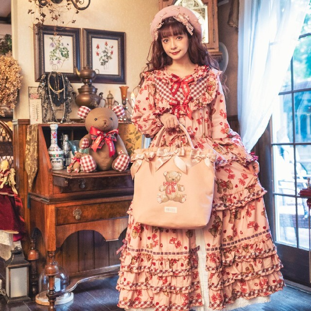 PINK HOUSE(ピンクハウス)の美沙子×erinkoコラボ希少LOVE Ribbon Bearトートバッグ レディースのバッグ(トートバッグ)の商品写真