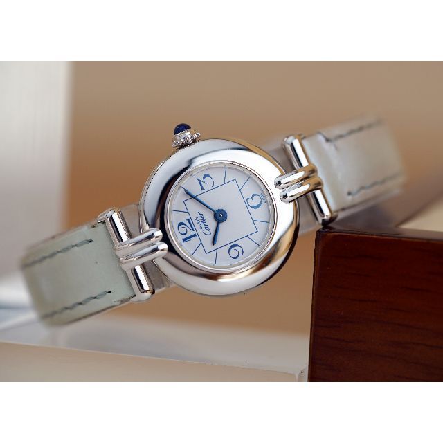 Cartier(カルティエ)の美品 カルティエ マスト コリゼ シルバー ブルーアラビア SM Cartier レディースのファッション小物(腕時計)の商品写真