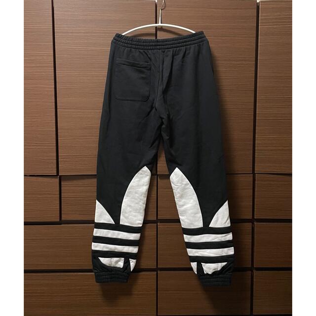 adidas(アディダス)のアディダス オリジナルス ラージ ロゴ スウェットパンツ★M レディースのパンツ(カジュアルパンツ)の商品写真