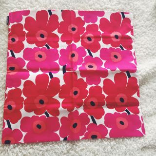 マリメッコ(marimekko)の【正規品】新品クッションカバー(クッションカバー)