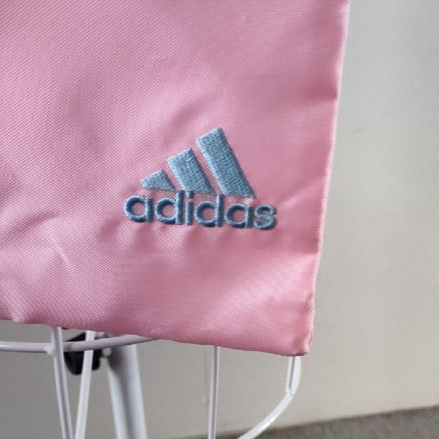 adidas(アディダス)のadidas♡シューズ入れ キッズ/ベビー/マタニティのこども用バッグ(シューズバッグ)の商品写真