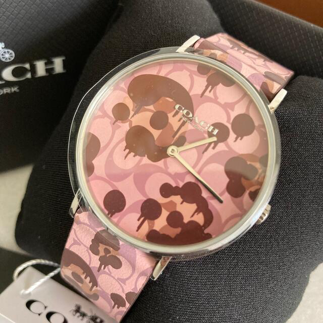 レザー COACH ピンク 腕時計 本革レザー かわいいの通販 by りょりょ|