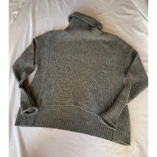アドーア(ADORE)のセーター　38 ADORE   キャメル35%  中古(ニット/セーター)