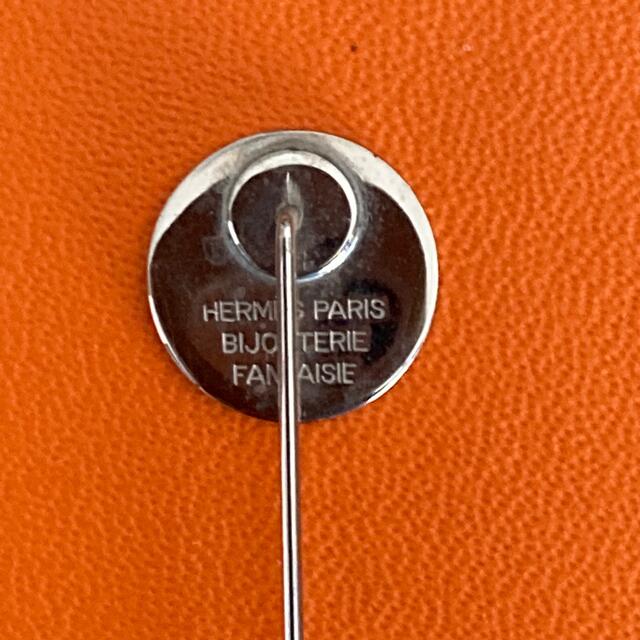 Hermes(エルメス)のHERMES セリエ ピンブローチ レディースのアクセサリー(ブローチ/コサージュ)の商品写真