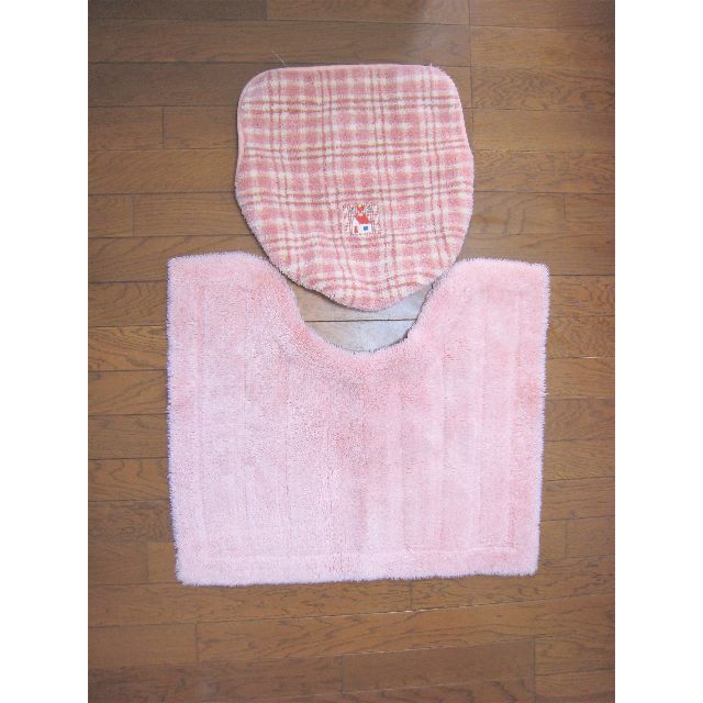 トイレカバー マットセット ピンク の通販 By Felice S Shop ラクマ