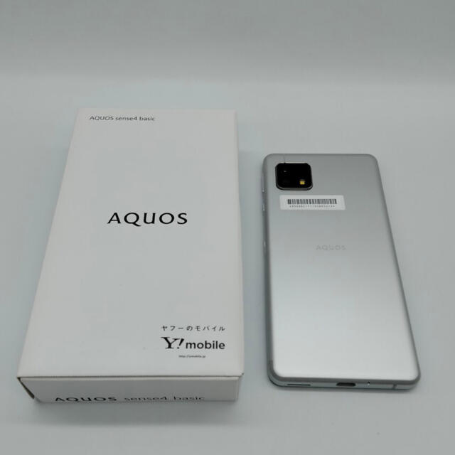 AQUOS sense4 basic シルバー Ymobile版SIMフリー A スマホ/家電/カメラのスマートフォン/携帯電話(スマートフォン本体)の商品写真