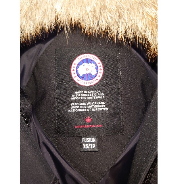 CANADA GOOSE(カナダグース)の「XS」カナダグース ダウンジャケットWomen レディースのジャケット/アウター(ダウンジャケット)の商品写真