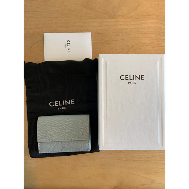 celine(セリーヌ)のセリーヌ　フォールドウォレット レディースのファッション小物(財布)の商品写真