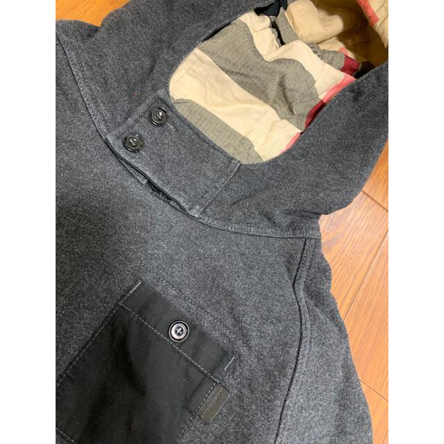 BURBERRY(バーバリー)のBURBERRY 8Y 128㎝ パーカー バーバリーチェック キッズ/ベビー/マタニティのキッズ服男の子用(90cm~)(Tシャツ/カットソー)の商品写真