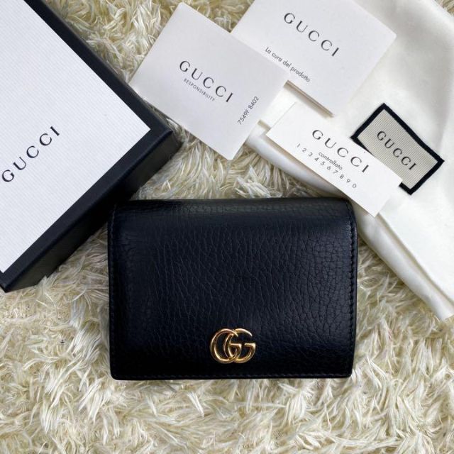 Gucci(グッチ)の【極美品】GUCCI 折り財布 二つ折り マーモント レザー ブラック レディースのファッション小物(財布)の商品写真